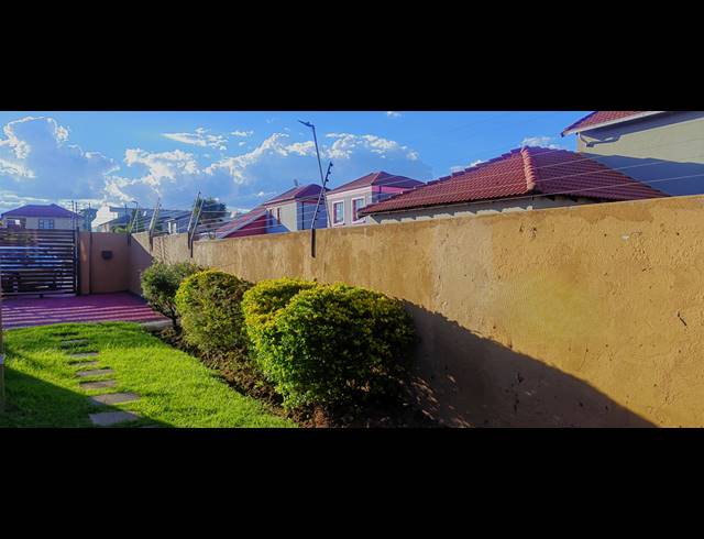 3 BEDROOM HOUSE FOR SALE IN ORMONDE